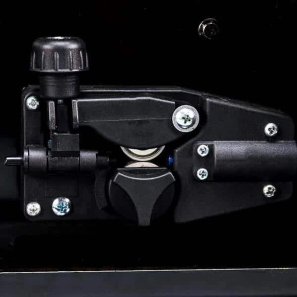 Forney 120-Volt 140 Amp Easy Weld FC-i Flux Core Gasless Welder 4 Forney 120-Volt 140 Amp Easy Weld FC-i Flux Core Gasless Welder - Image 4